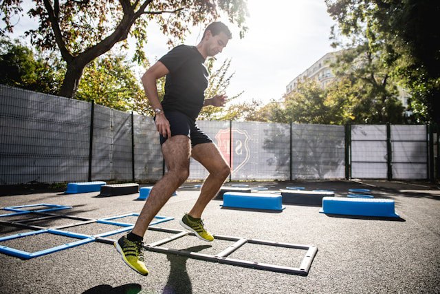 Perte de poids : HIIT versus cardio, méthode privilégier pour des résultats optimaux