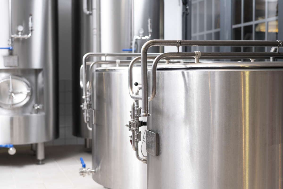 Calcul précis du volume d&rsquo;une cuve cylindrique de stockage de liquide