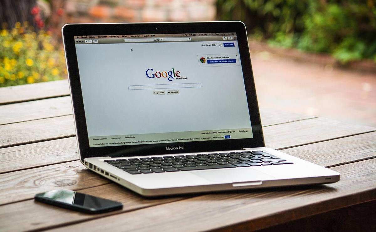 Comment savoir si un site web est fiable avant de citer ses chiffres
